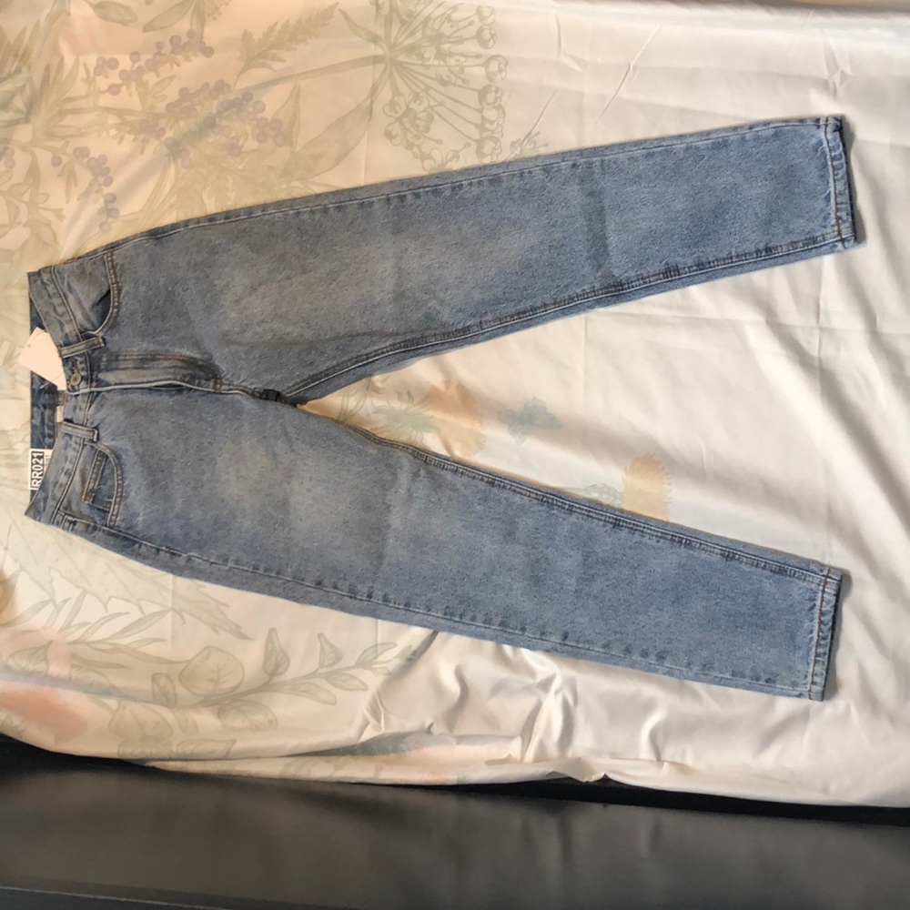 High Waist Slim Jeans